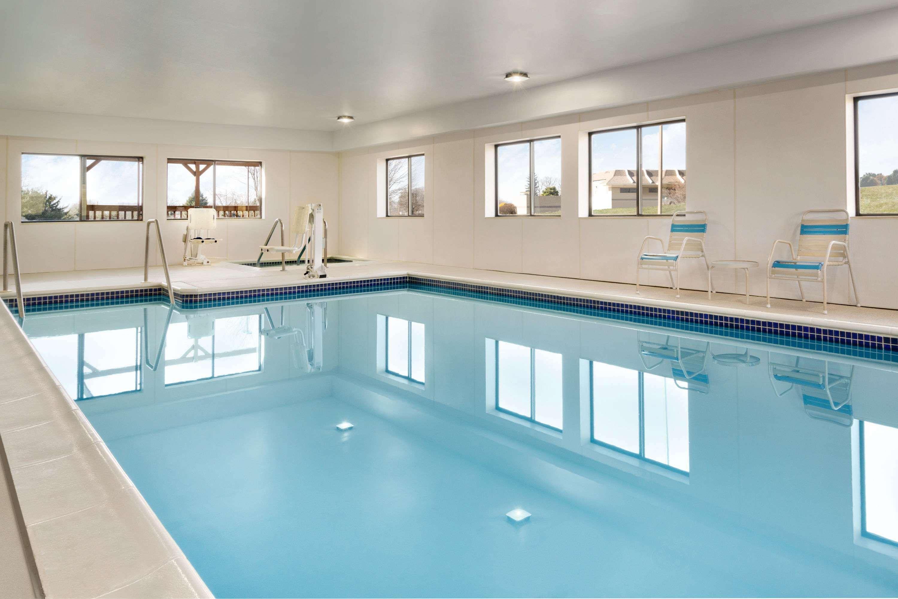 Super 8 By Wyndham Chambersburg I-81 Hotell Eksteriør bilde