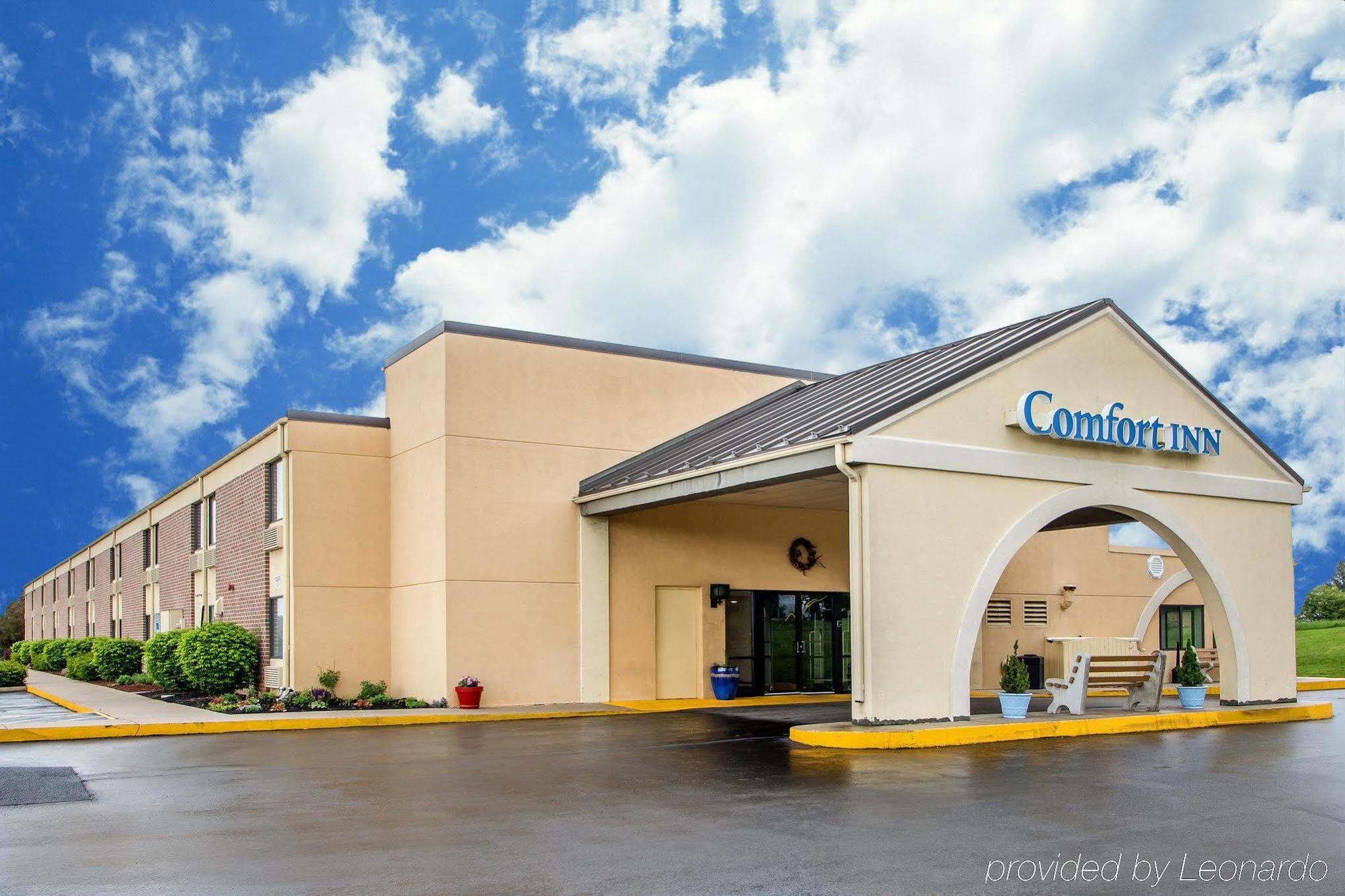 Super 8 By Wyndham Chambersburg I-81 Hotell Eksteriør bilde