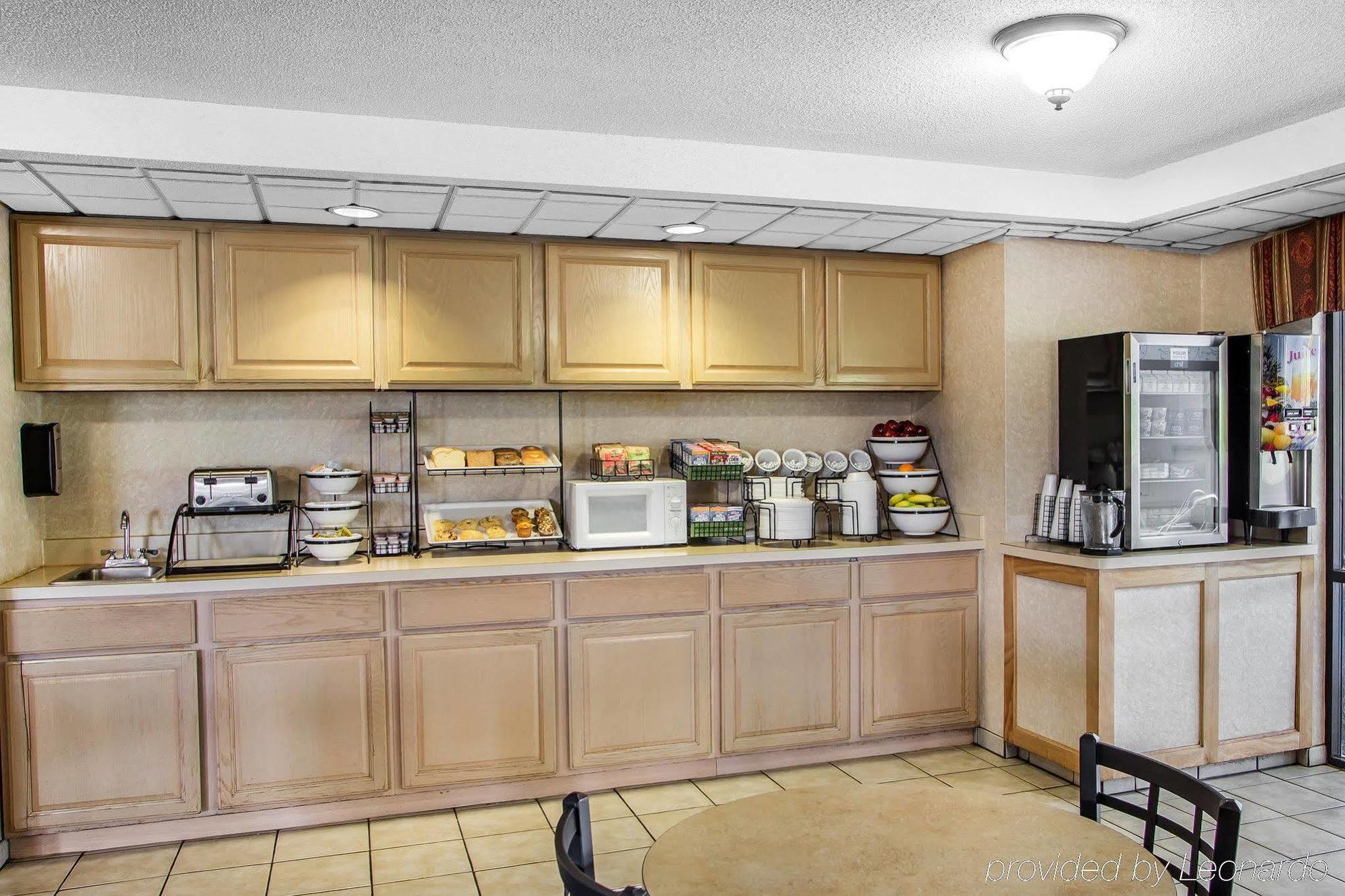 Super 8 By Wyndham Chambersburg I-81 Hotell Eksteriør bilde