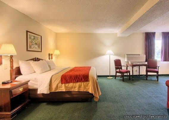 Super 8 By Wyndham Chambersburg I-81 Hotell Eksteriør bilde